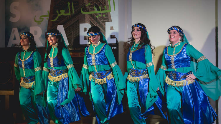 Danza dabke Casa Árabe