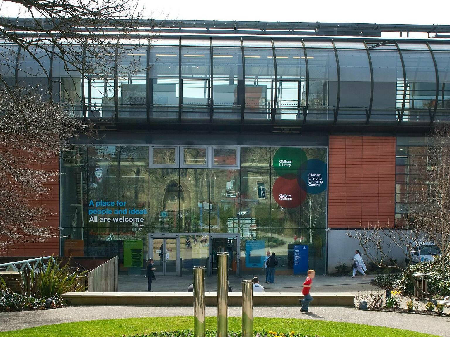 12 Best Art Galleries In Manchester To Visit