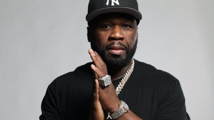 picture of 50 cent with hands together 