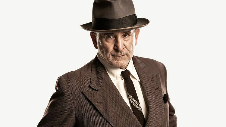 picture of anthony lapaglia in the death of a salesman