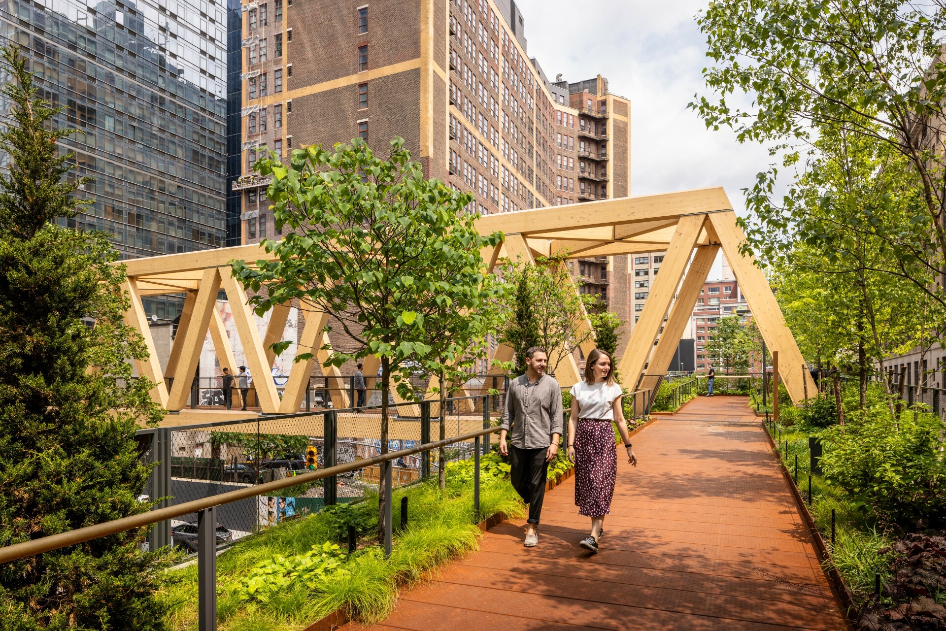 The High Line – Moynihan Train Hall Connector bridge