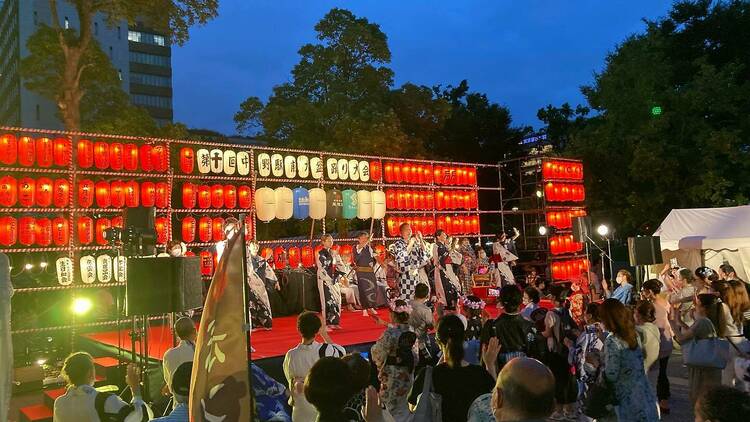 中野駅前大盆踊り大会