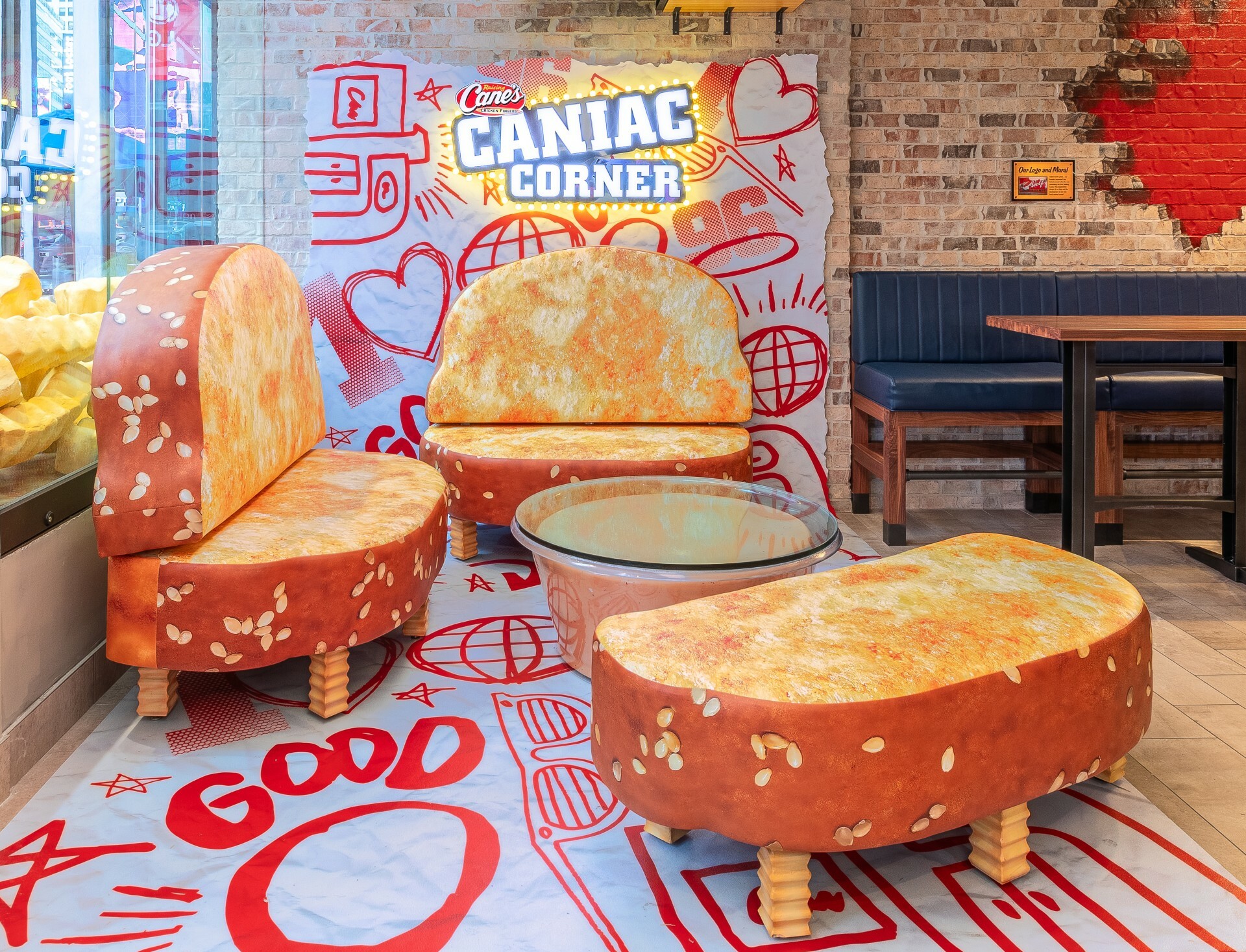 Raising Cane’s texas toast seating