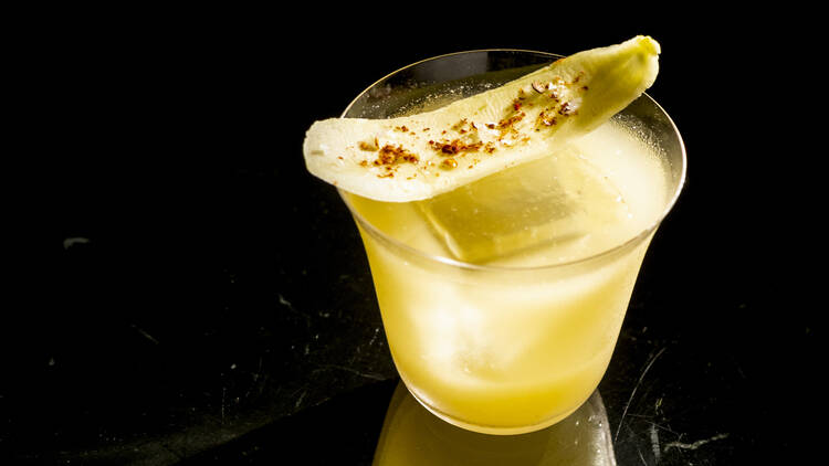 The Bamboo Bar's Green Mango Bees Knees 