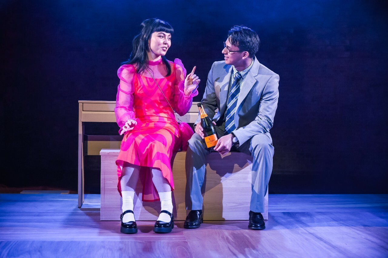 Theatre:　for　the　protests　Bush　Kong　cute　Hong　the　meets　A　romcom　Playlist　Revolution,