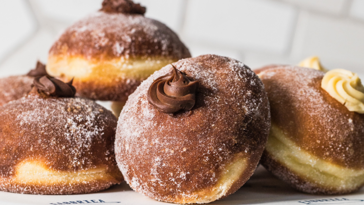 Fabbrica Bread Shop bomboloni