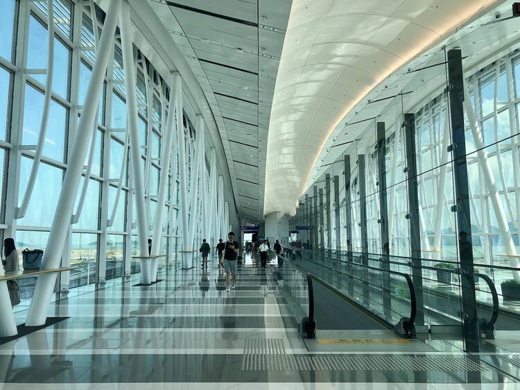 香港機場打卡位：天際走廊 Skybridge