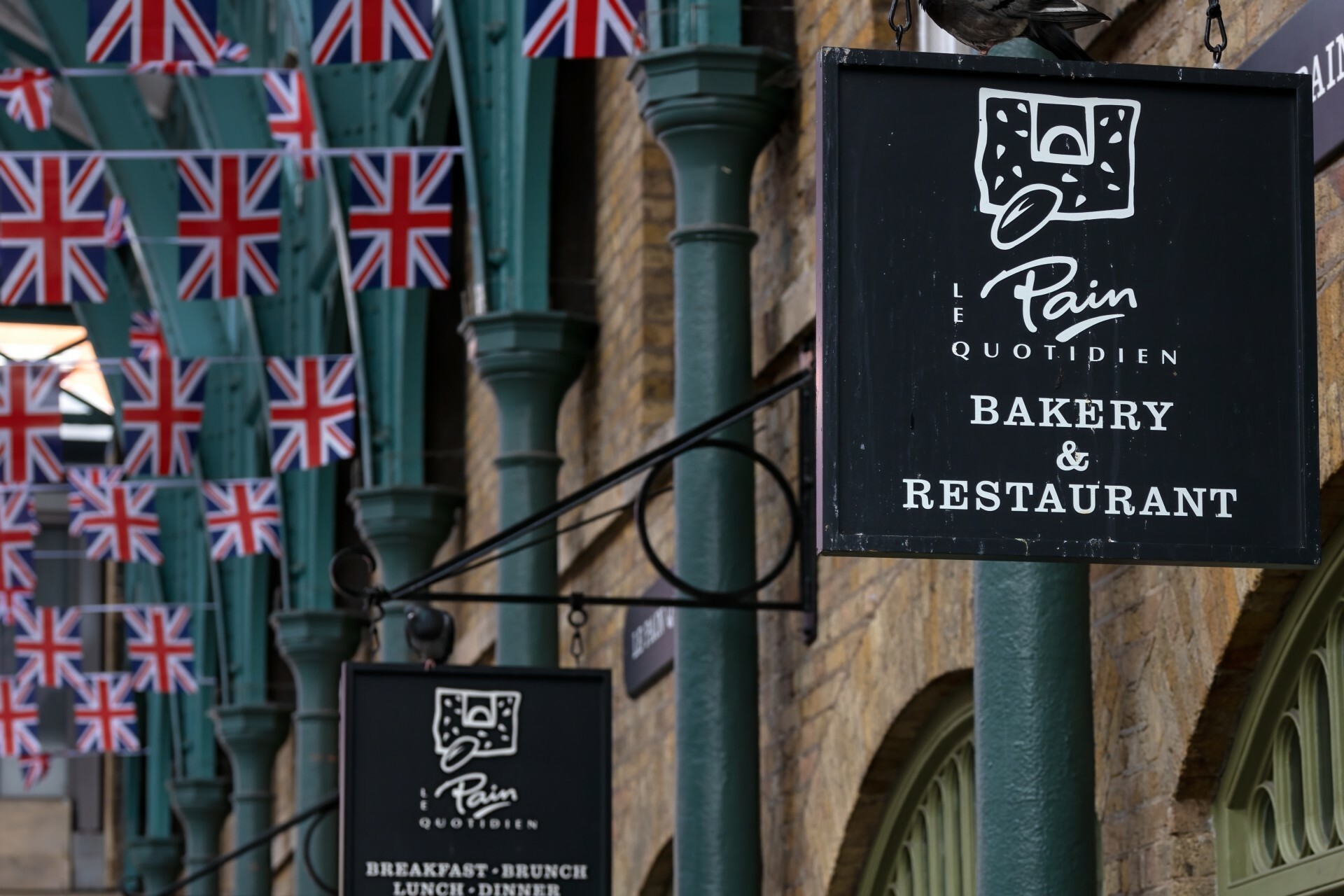 Le Pain Quotidien is closing all but one of its London stores