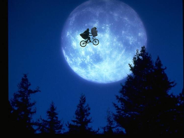 E.T., el extraterrestre (Diagonal Mar)