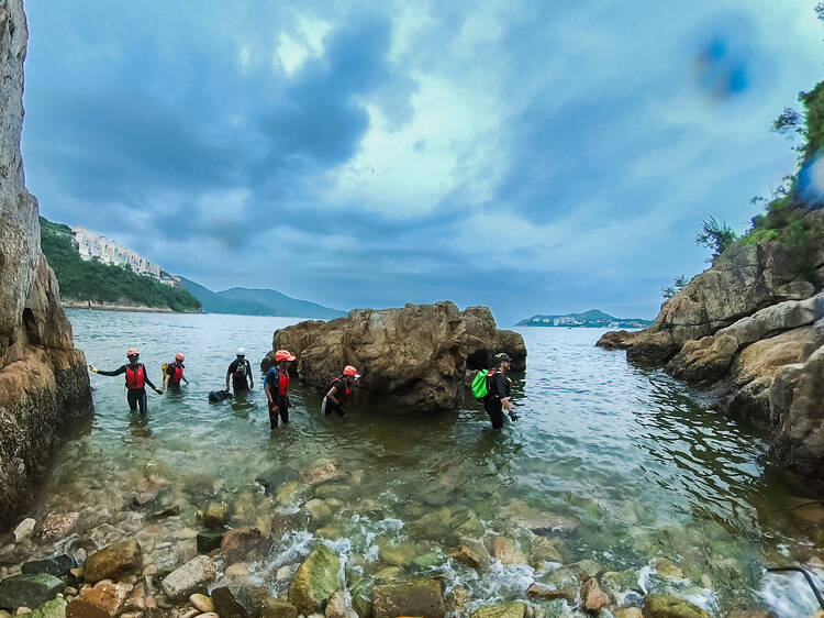 Top beginner coasteering routes in Hong Kong