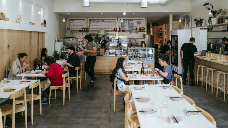 Yang's Kitchen interior 