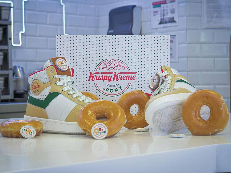 Tenis de Krispy Kreme y Pony