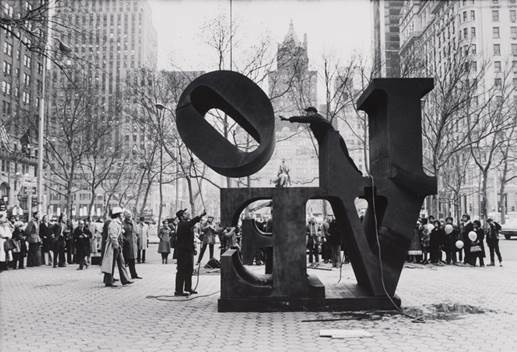 The LOVE sculpture by Robert Indiana