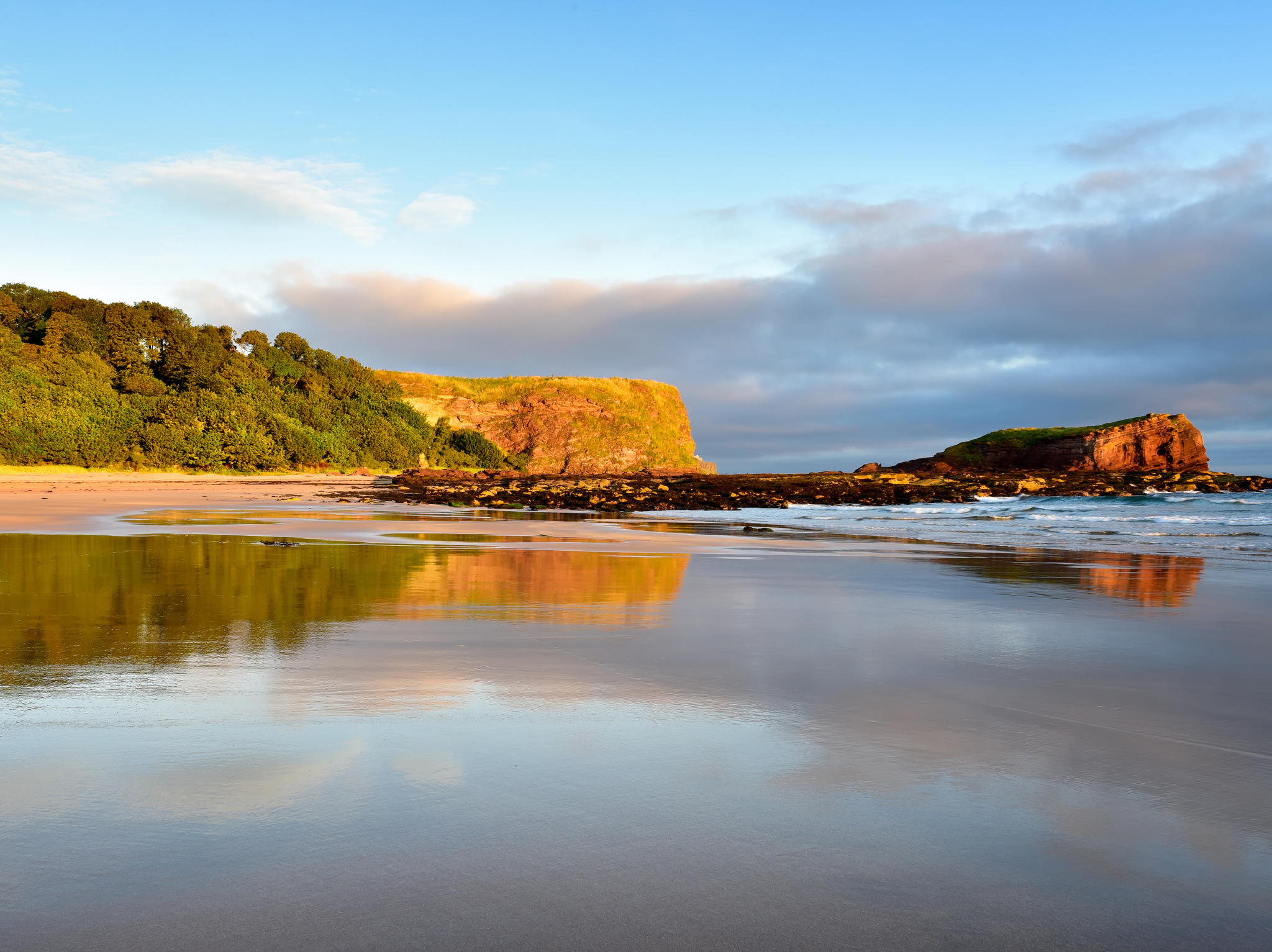 6 Best Beaches Near Edinburgh That Local's Love