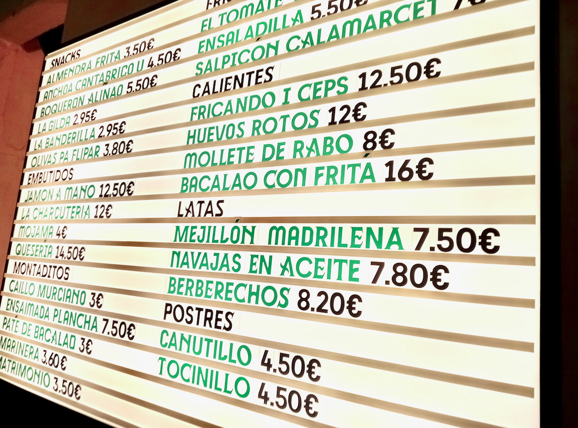 La pissarra de la Bodega Solera: difícil tria!