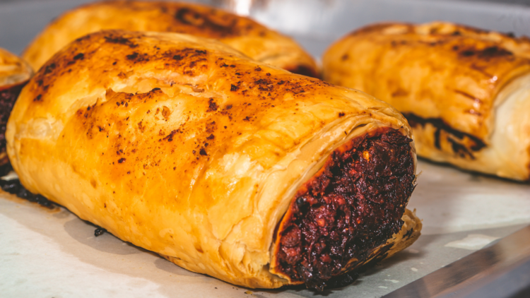 spicy beetroot sausage roll