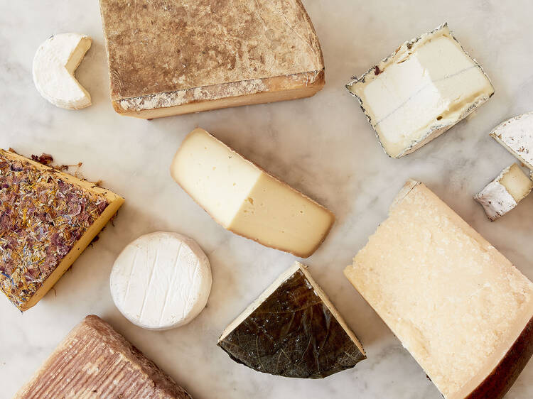 Learn to tell gouda from gorgonzola at Murray’s Cheese