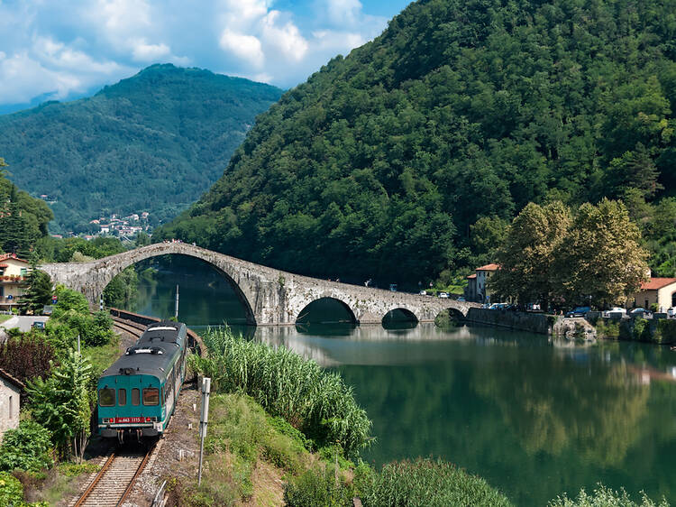 Italy is launching a series of vintage trains for tourists