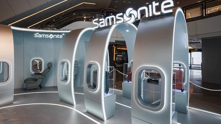 Samsonite pop-up store at Harbour City