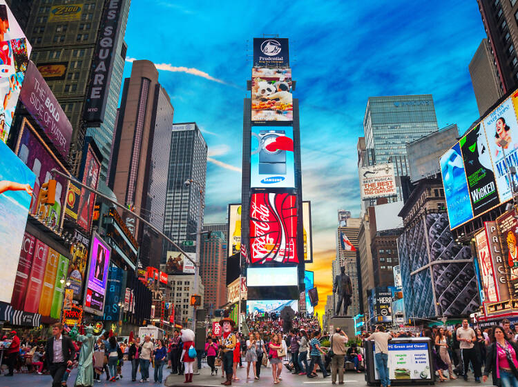 8 things Times Square would say if it could talk