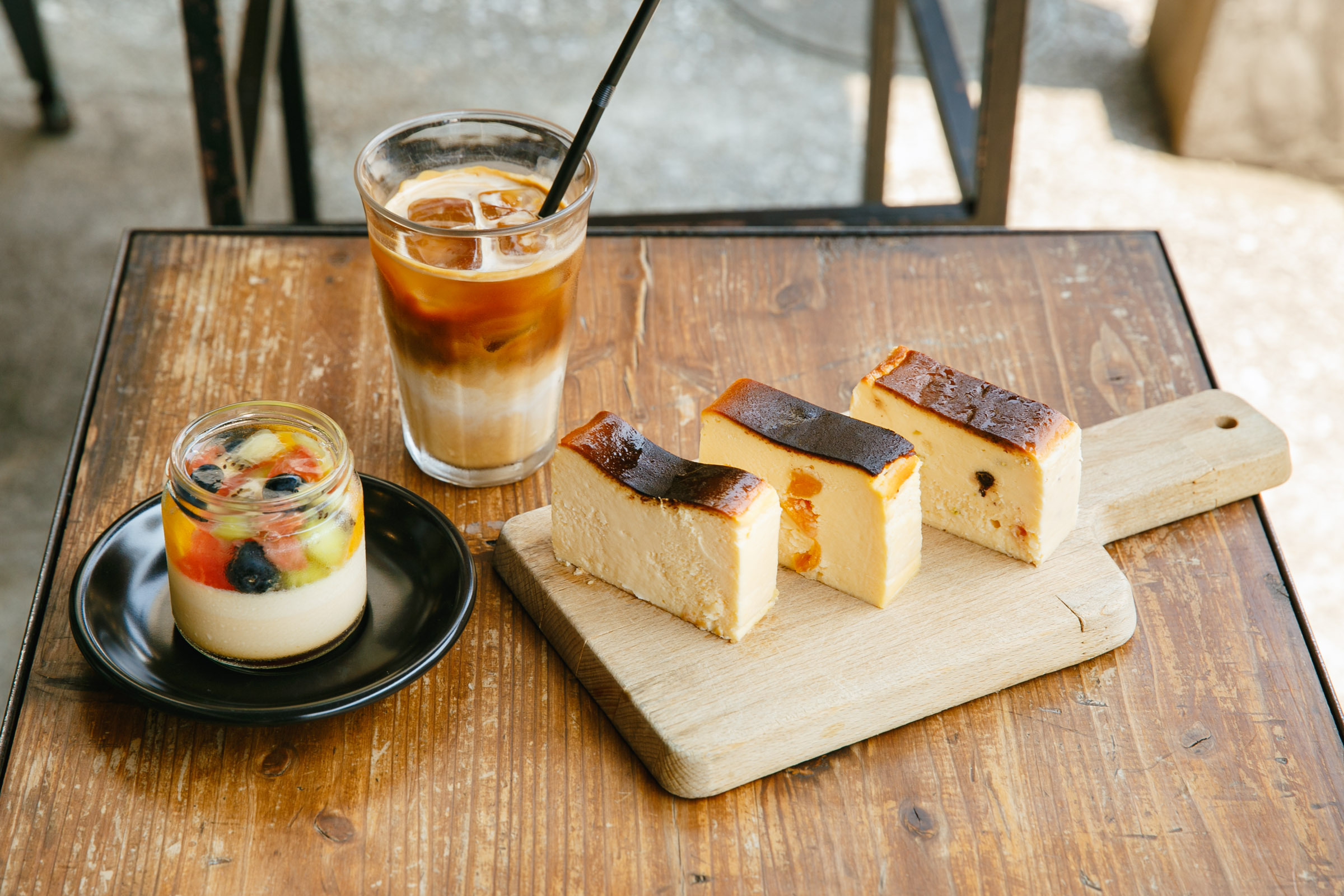 モンズ カフェ
