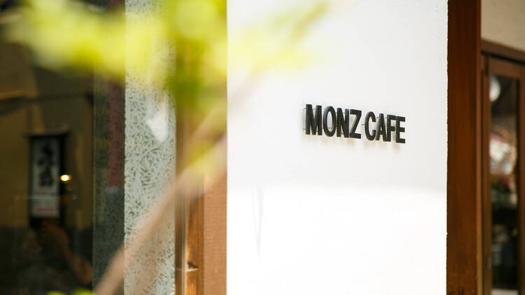 Monz Café
