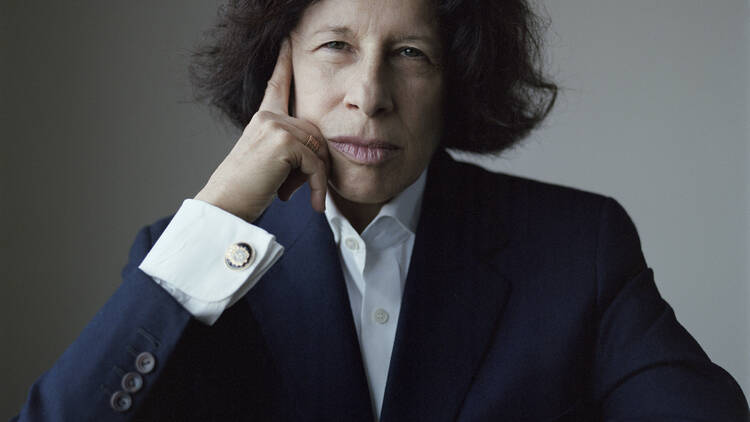 picture potrait of fran lebowitz in a suit