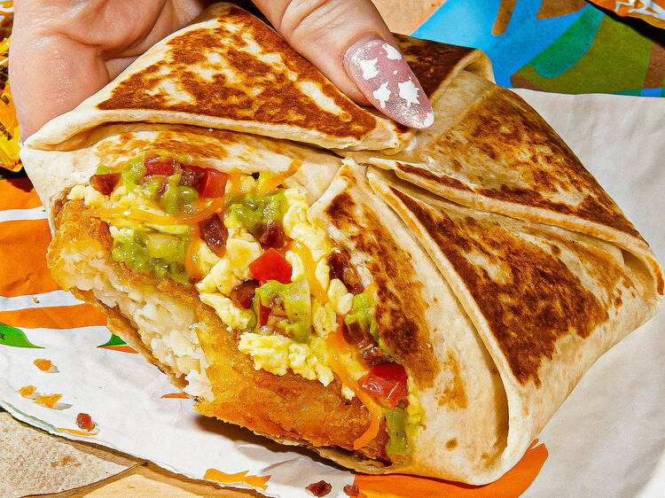 Taco Bell: Breakfast Crunchwrap