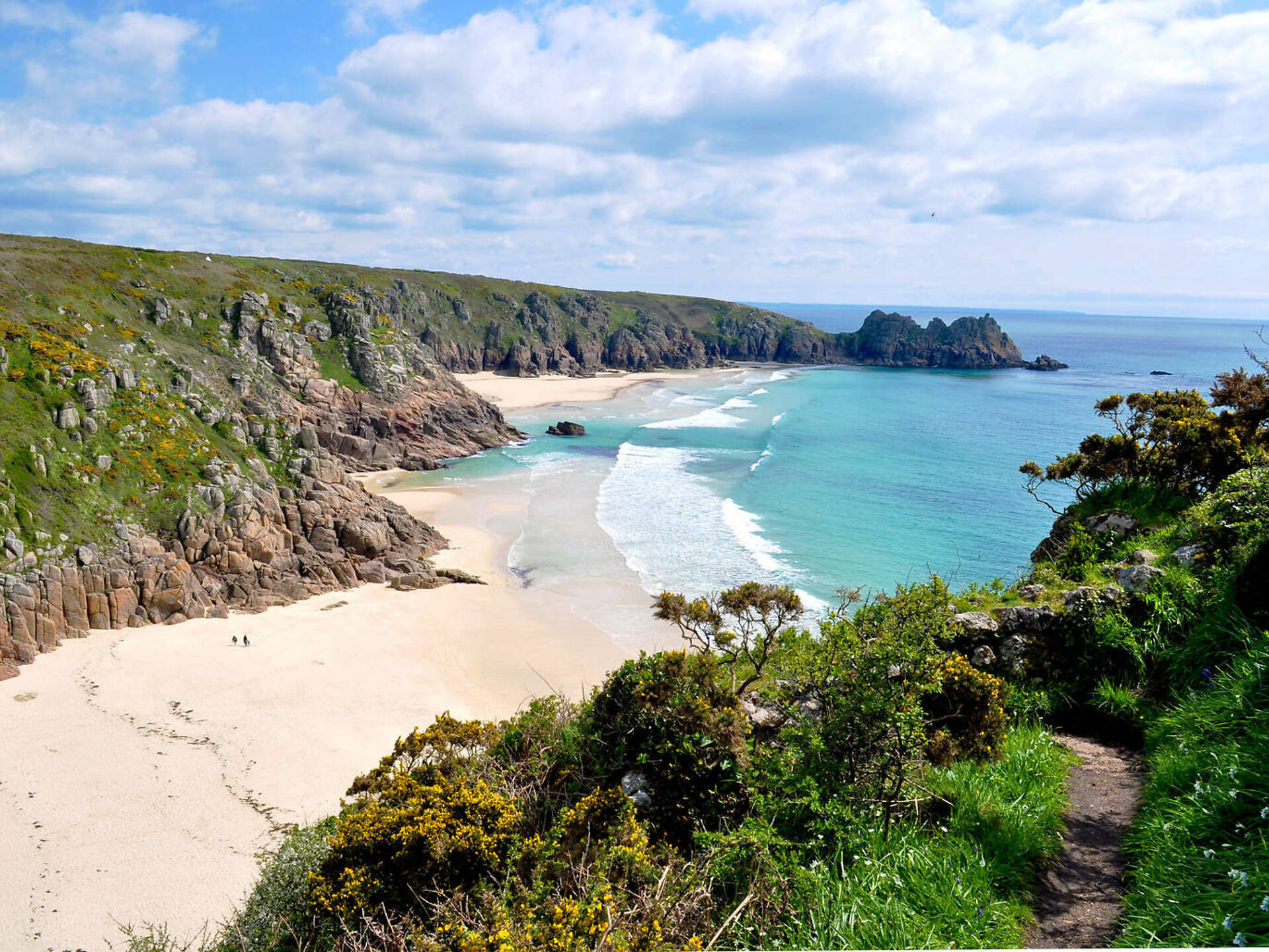 Cornwall Riviera 14 Best Beaches in Cornwall for Pretty Views and Clear Waters
