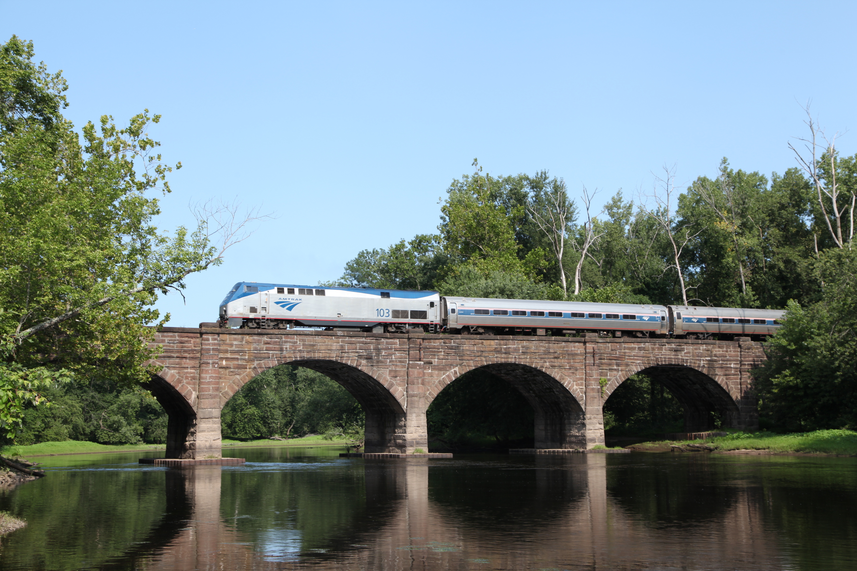 Amtrak’s Spring Travel Flash Sale has one-way ticket prices as low as $25