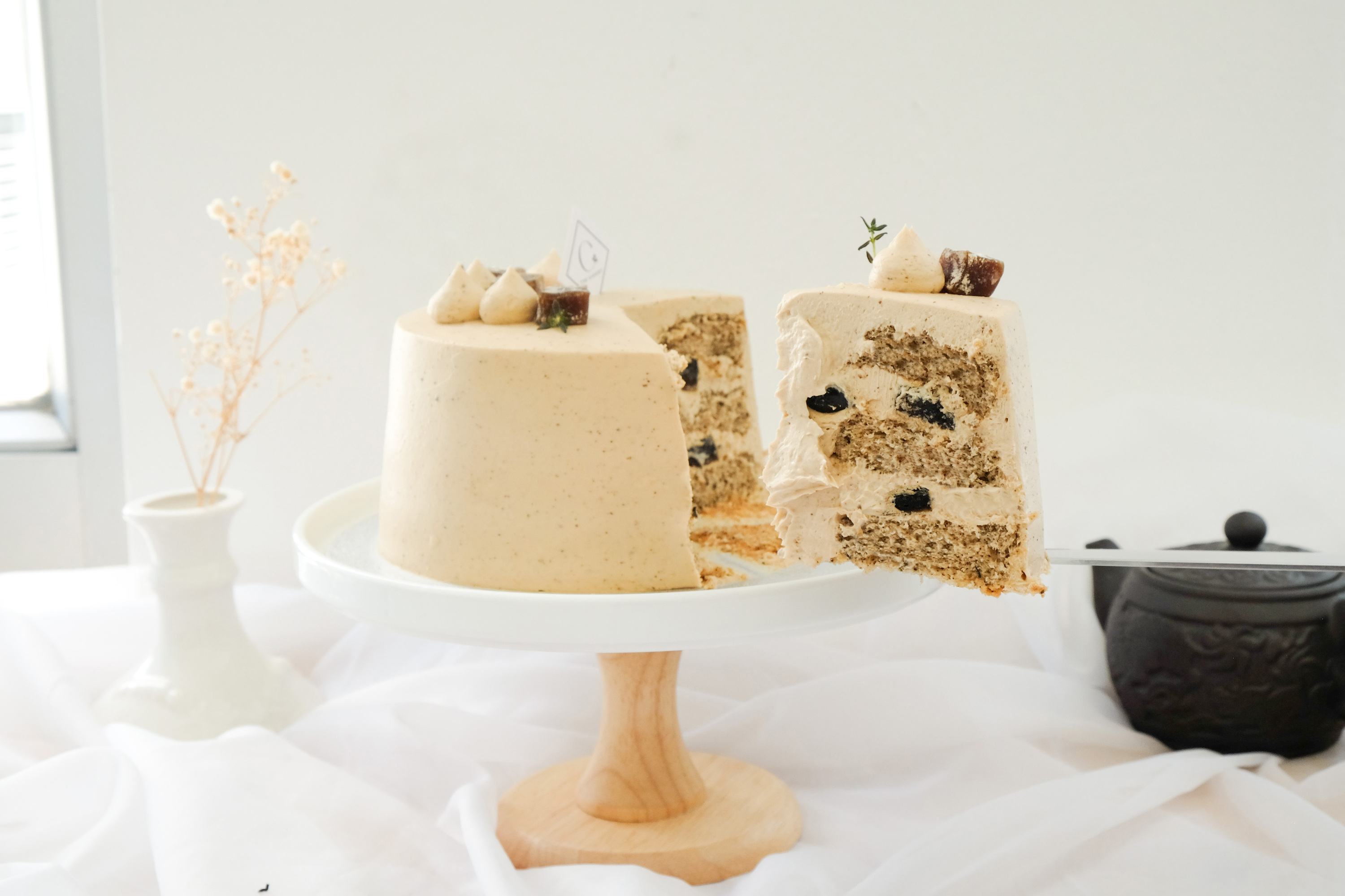 217 Square Tier Cake Images, Stock Photos & Vectors | Shutterstock