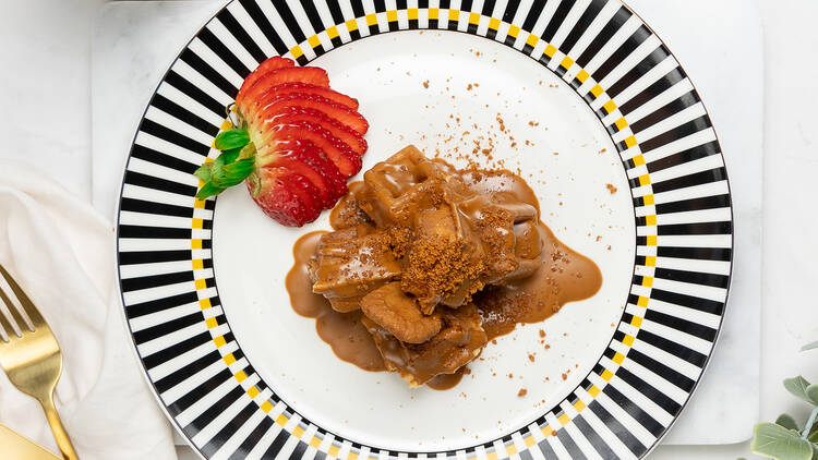 It’s a great place to indulge your dessert craving after hours It’s a great place to indulge your dessert craving after hours