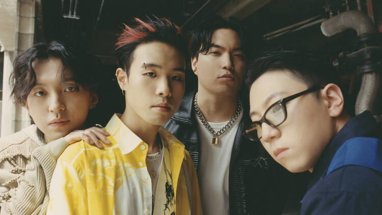 Surl Korean indie rock band are performing in Hong Kong