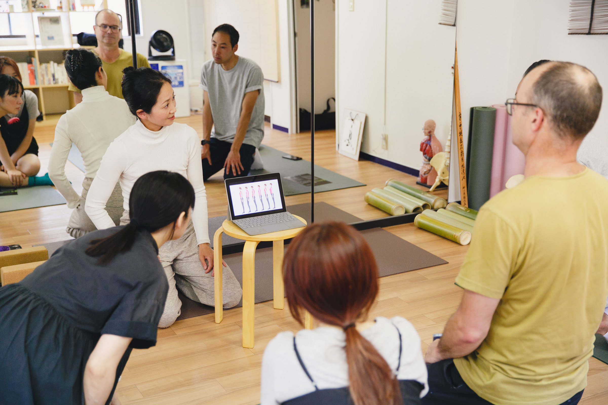 This Zen breathing will help you relax and improve your posture