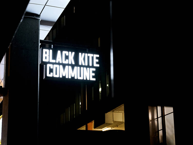 Black Kite Commune