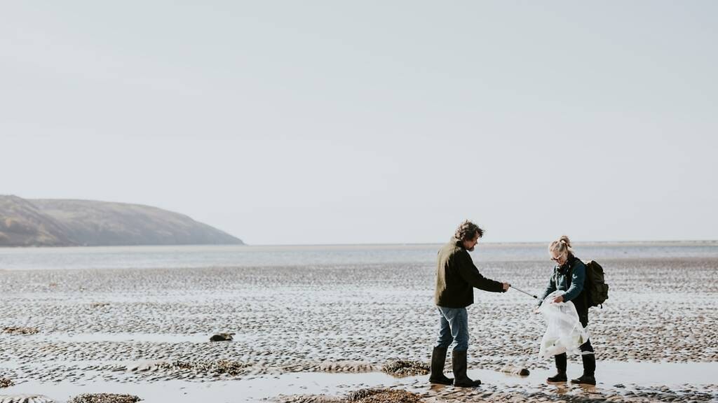 the-uk-s-dirtiest-beach-has-been-revealed-by-a-new-study