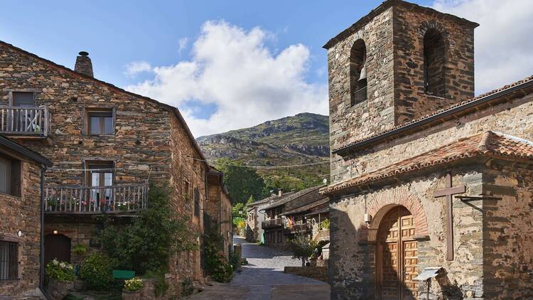 Este es uno de los pueblos más bonitos para visitar cerca de Madrid