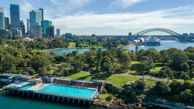 The pool, harbour and Harbour Bridge