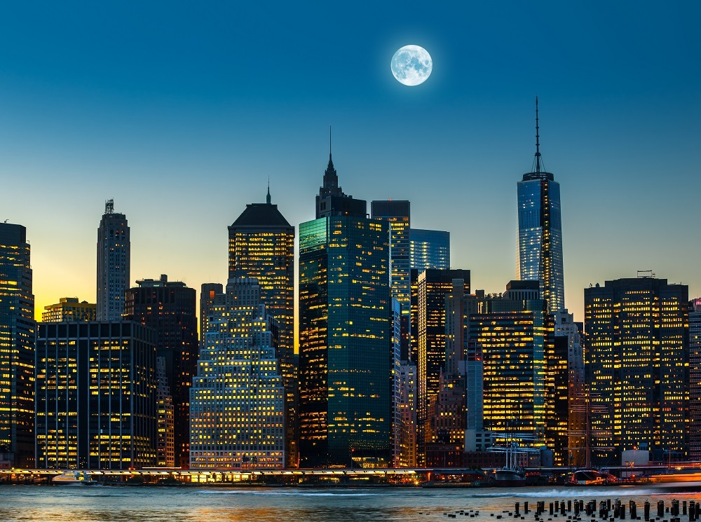 You'll be able to see Saturn's rings and a super blue moon in NYC - Time Out