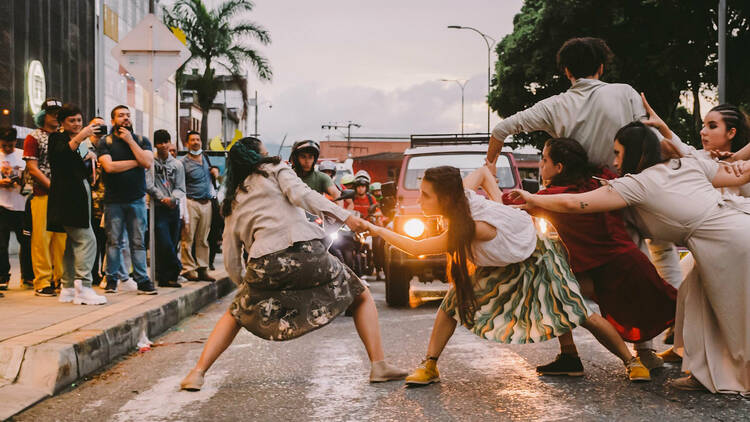 Teatro en Plazas Públicas, Teatro en tu Barrio 