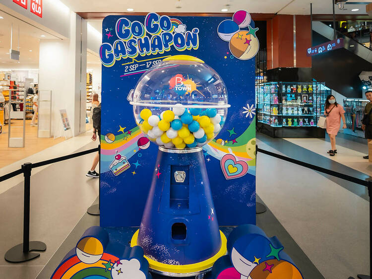 Attractive prizes to be won at Bugis Town’s new gashapon capsule machine