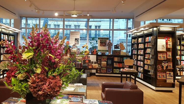 Waterstones Piccadilly after its first-floor makeover