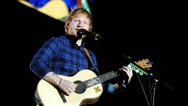 Ed Sheeran, performing live