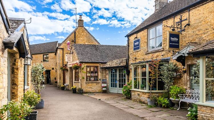 Bourton-on-the-Water, Cotswolds, England, UK