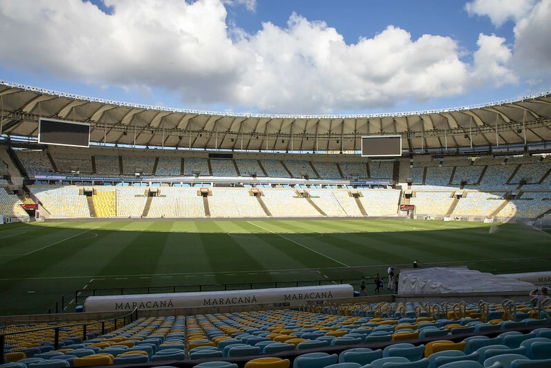 Plateia e gramado do Maracan&atilde;