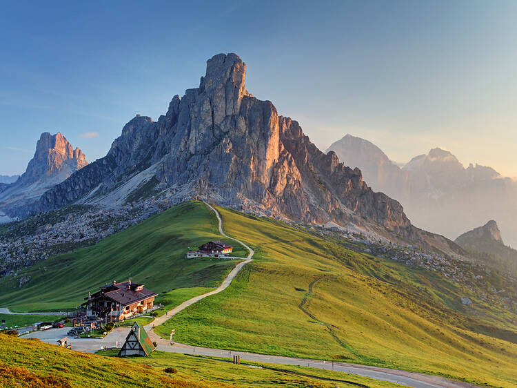 A brand-new 7-day hiking trail is now open in Italy