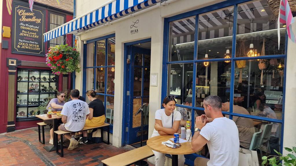 14 Best Fish and Chips in the UK Best Chippies and Fish Restaurants