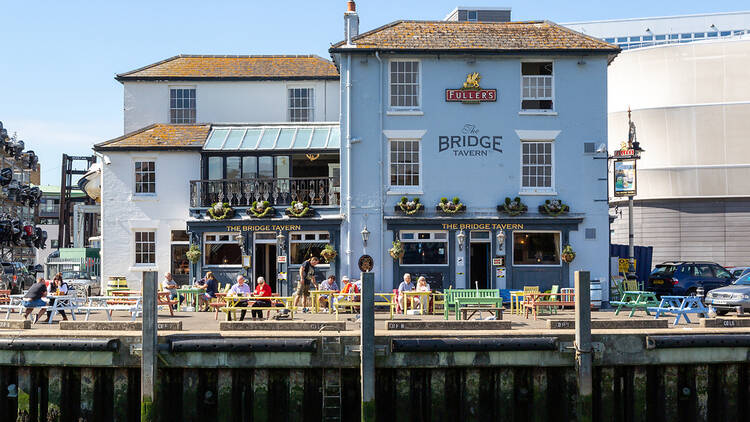 The Bridge Tavern, Portsmouth, UK