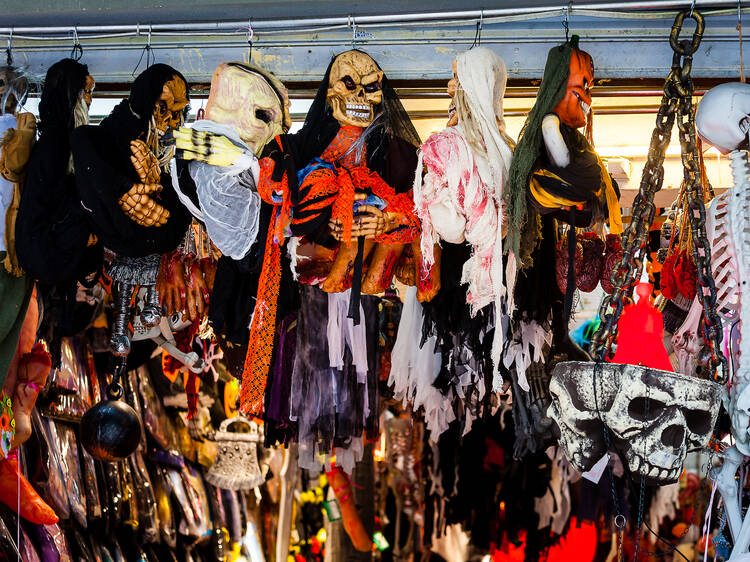 Halloween Costumes - Costume Store