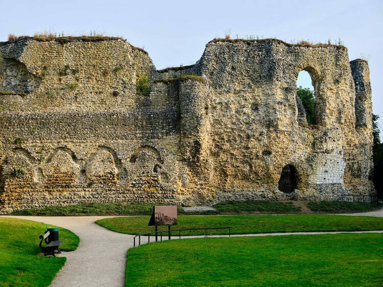 Get to grips with history at Reading Abbey